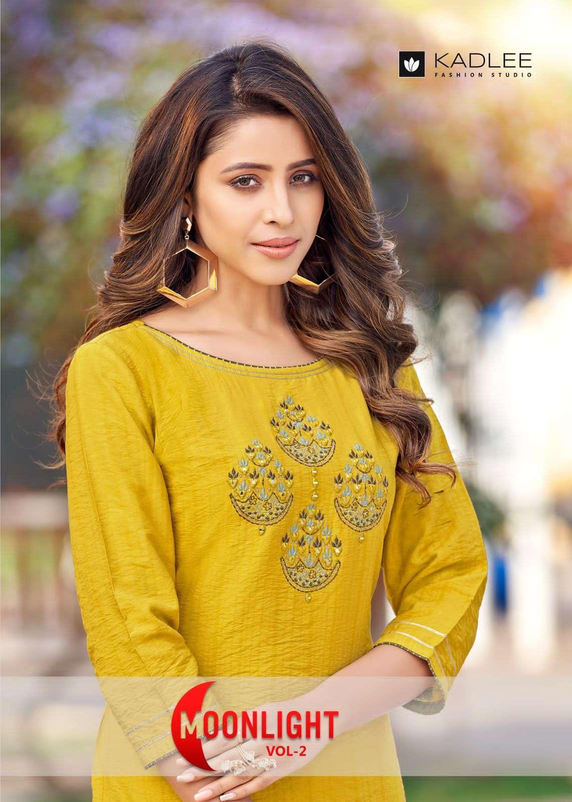pakistani actress in kurtis