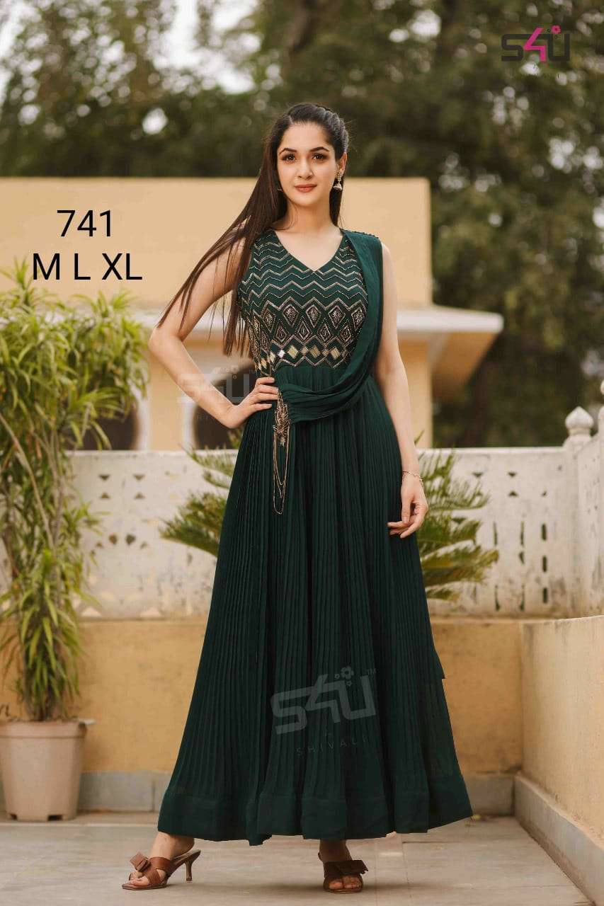 Stylish Plate/Chunat Style Frock Designs for Girls | Latest Designs |  Today's trendy f… | Beautiful pakistani dresses, Party wear dresses,  Pakistani wedding outfits