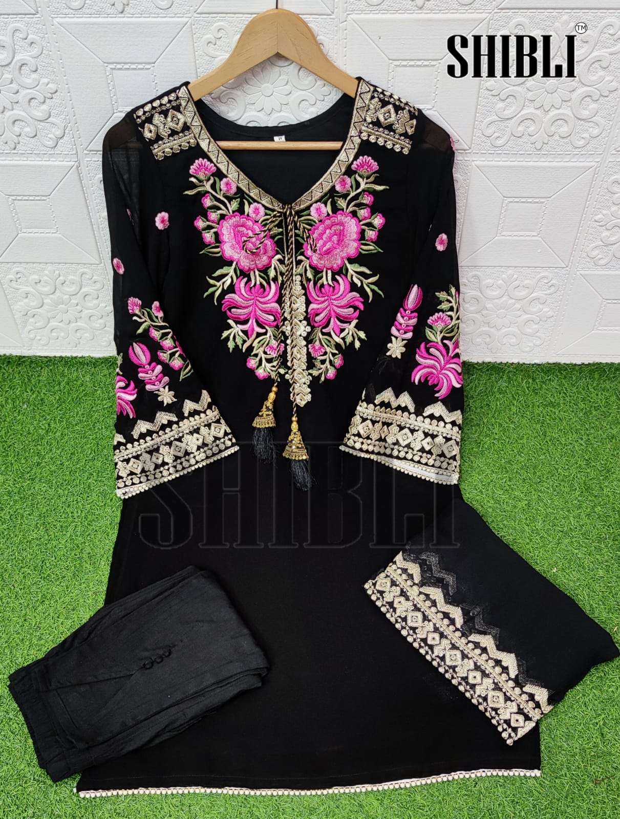 Shibli D. NO. 11 New Readymade Kurti With Pant  & Duptta Collection in surat