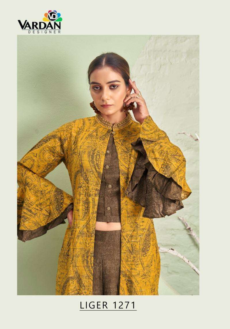 Buy Shrug Set Dresses with trendy kurta and palazzo at Salwat