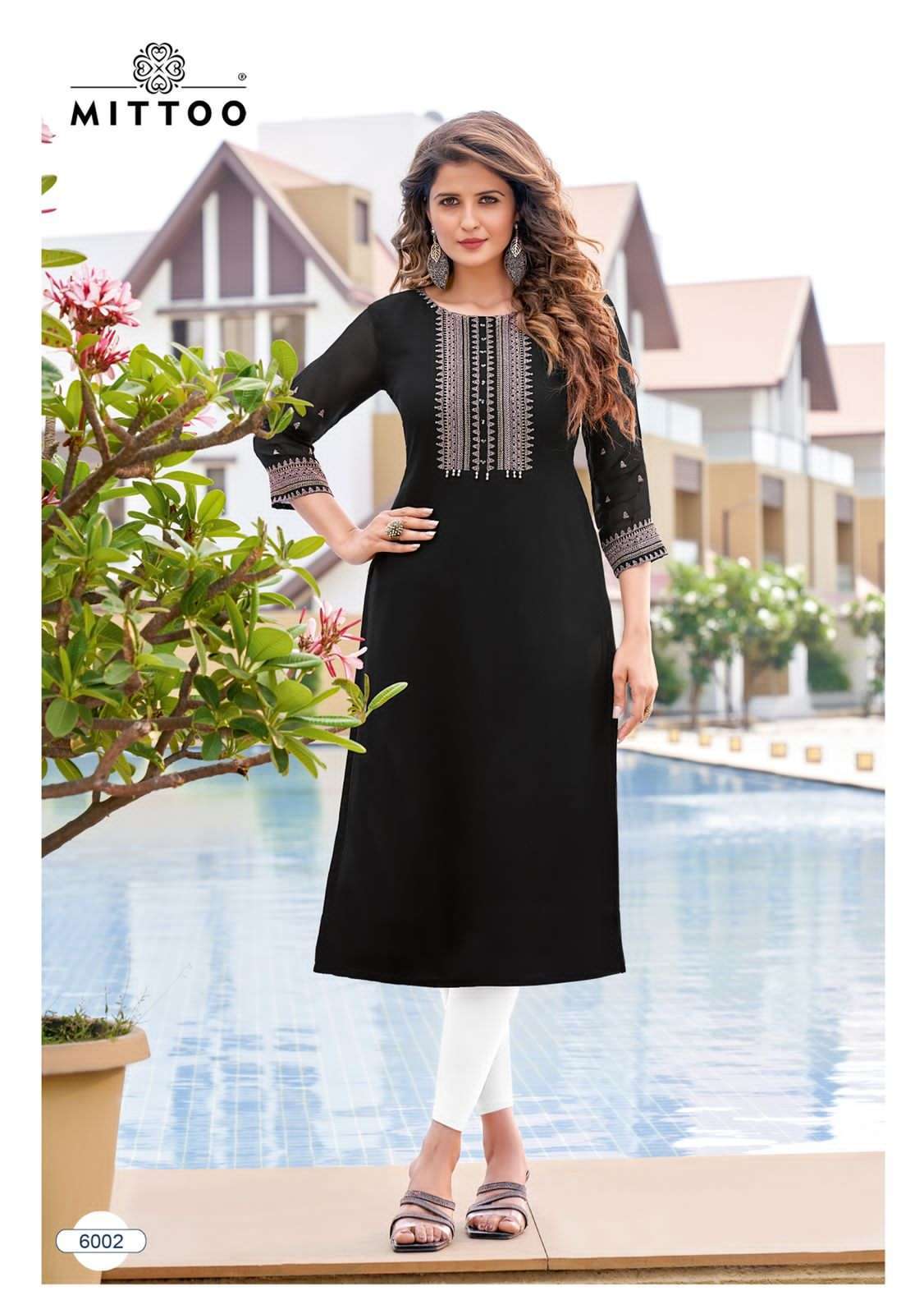 Buy Black Straight Kurti And Dhoti Paired With Long Jacket With Embroidered  Edges Online - Kalki Fashion