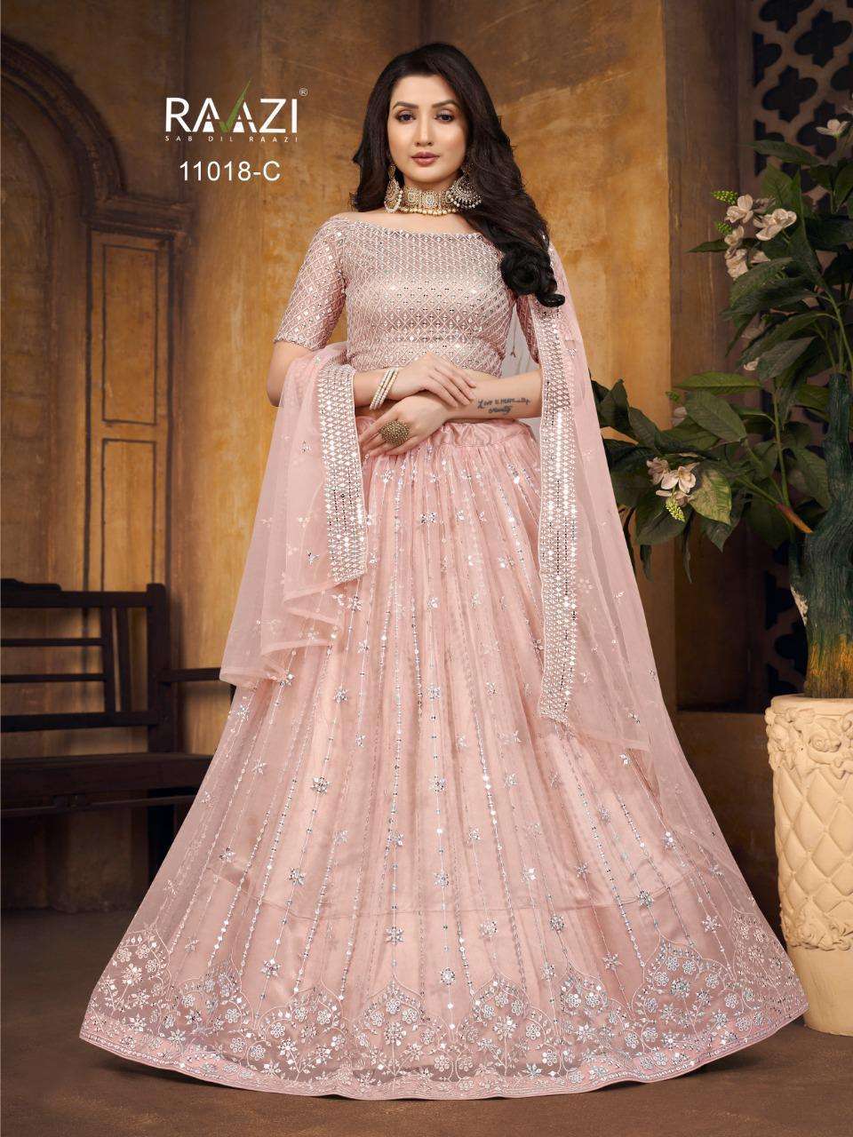New Heavy Designer Semi-Stitched Bridal Lehenga at Rs 5550 in Surat-tuongthan.vn