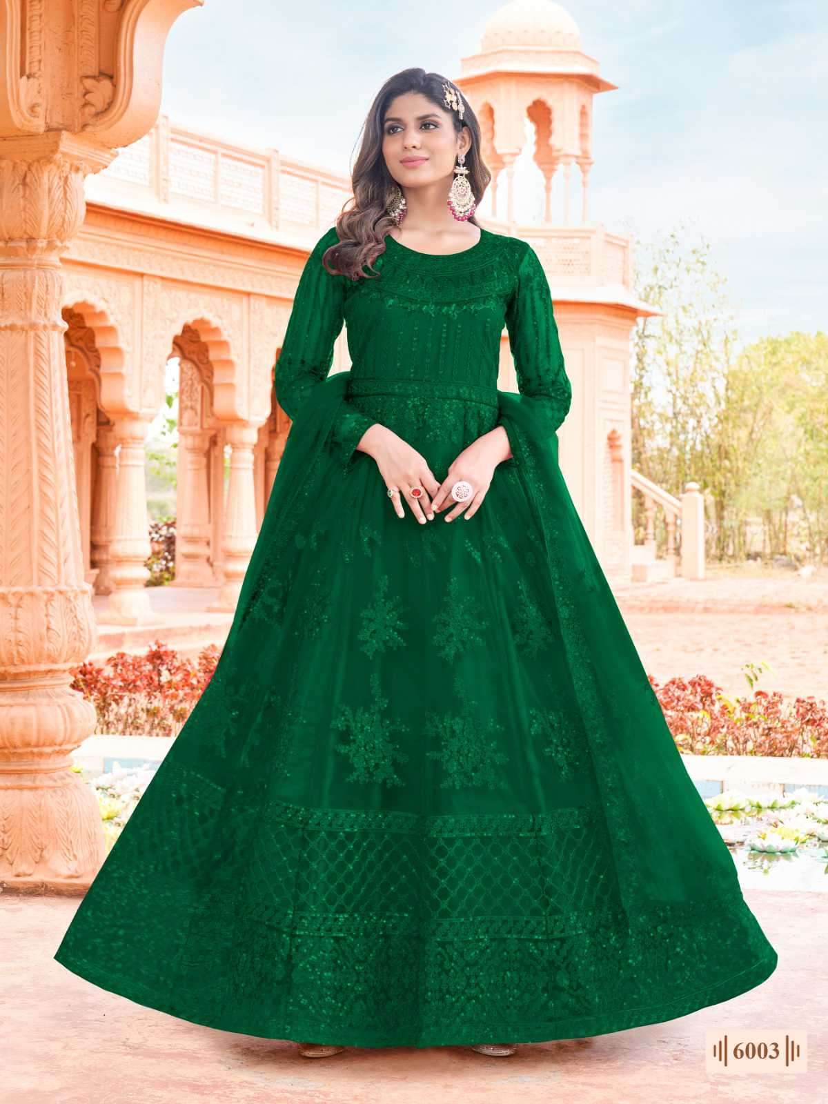 Gown at Rs 999 | Long Gowns in Hansi | ID: 25612721448