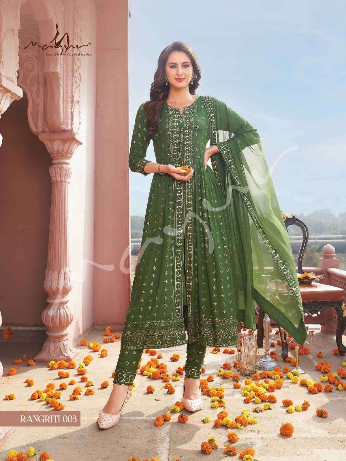 Beautiful Silk Kurtis with dupattas and pant. Brilliant and charming color  combination. #ku… | Combination dresses, Women dress collection, Casual  dresses for women